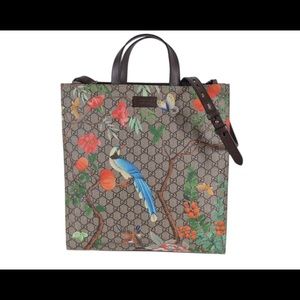 gucci parrot bag
